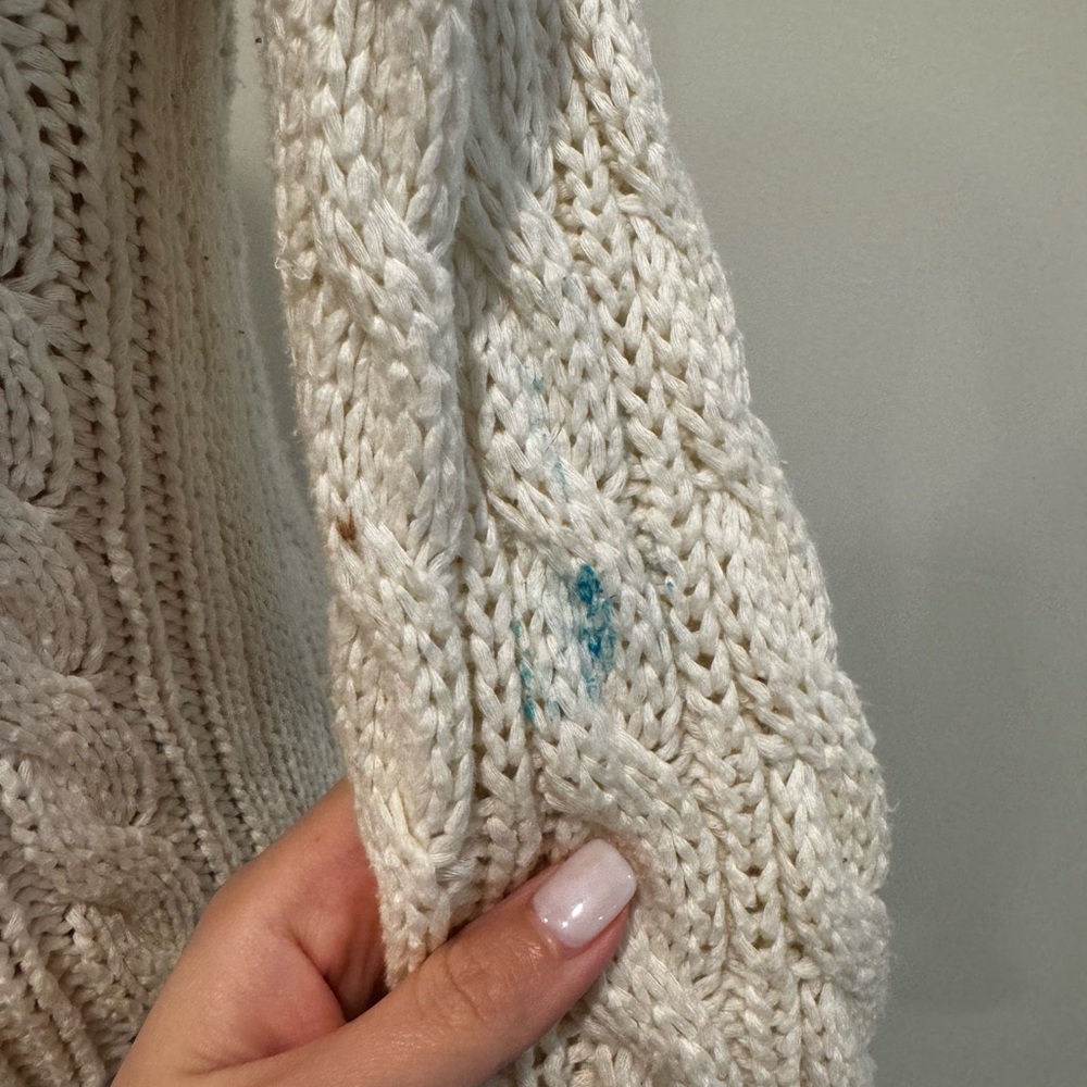 ❌SOLD❌Abercrombie Cable Cardigan - Picture 4 of 7